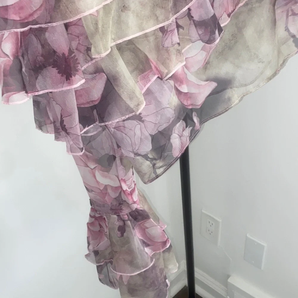 Floral Ruffle Halter Top - Picture 7 of 9
